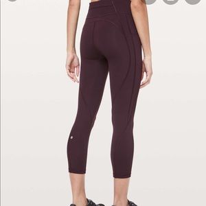 Lululemon Time to Sweat Crop 23”